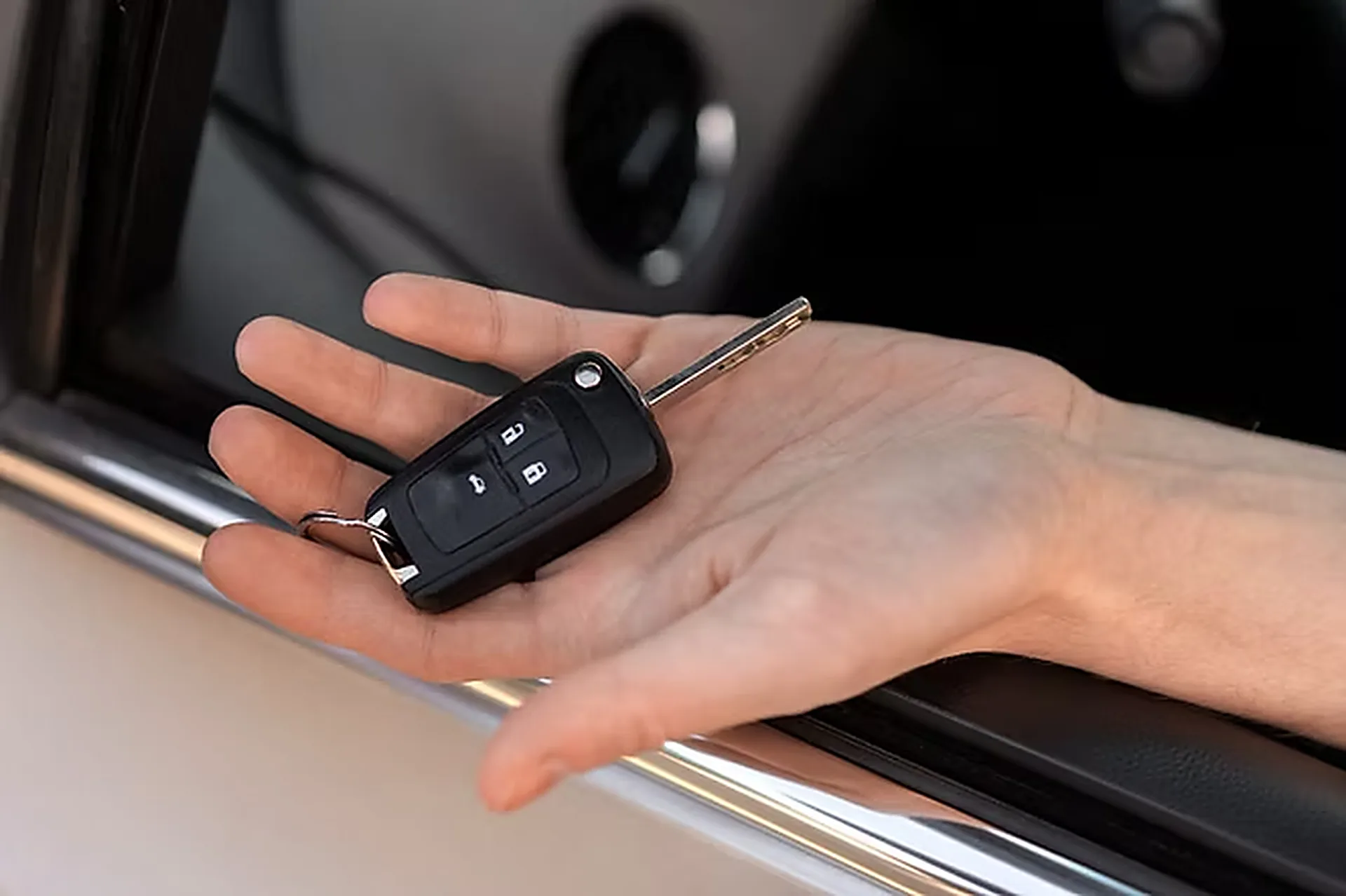 car key replacement East Hollywood mobile locksmith